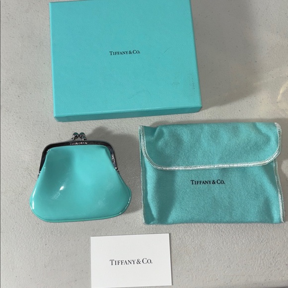 Tiffany & Co. Blue Patent Leather Kisslock Coin Purse - Picture 1 of 13